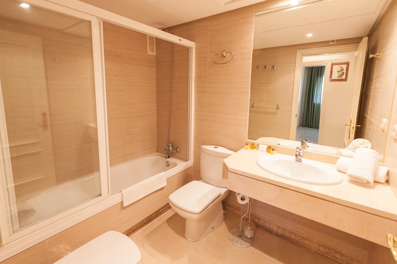 Marina De Banus Apartamento Marbella